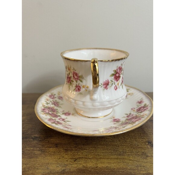 Vtg Rosina Queens Fine Bone China Tea Cup And Saucer Queens Roses Cottagecore - Picture 15 of 16